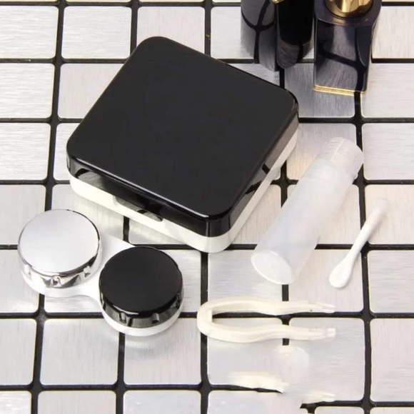 Contact Lens cases - Picture 4 of 5